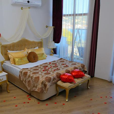 Huri & Nuri Hotel (Adults Only) Фоча Екстериор снимка