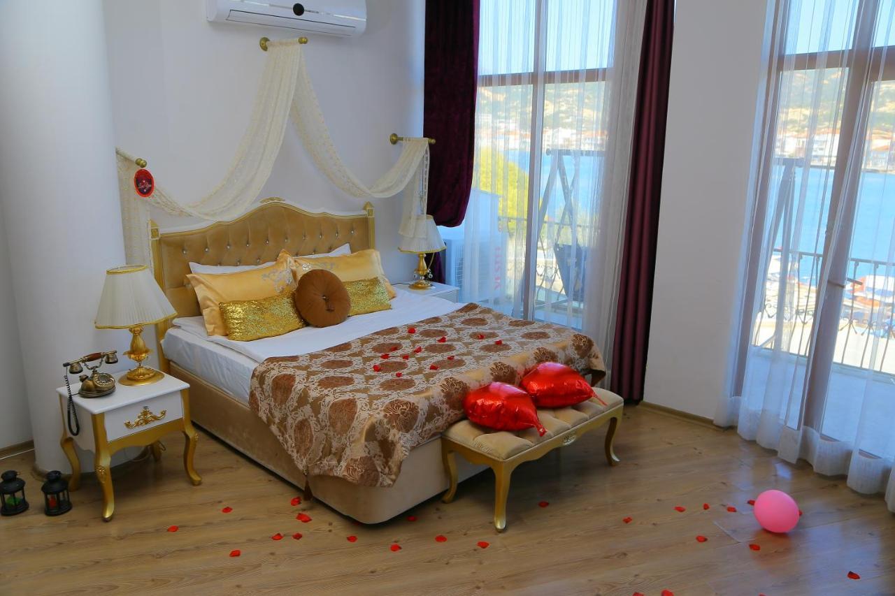 Huri & Nuri Hotel (Adults Only) Фоча Екстериор снимка