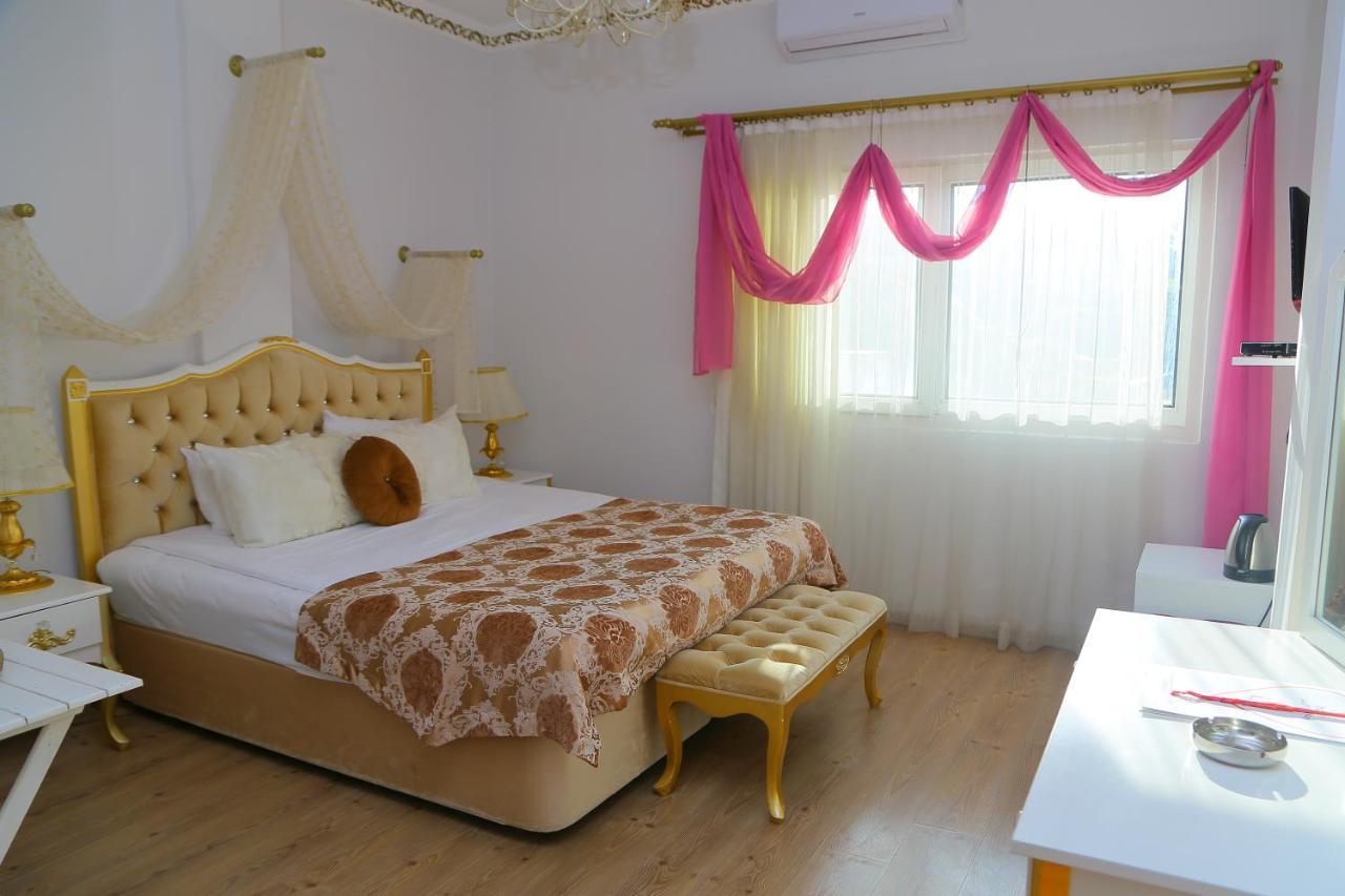Huri & Nuri Hotel (Adults Only) Фоча Екстериор снимка