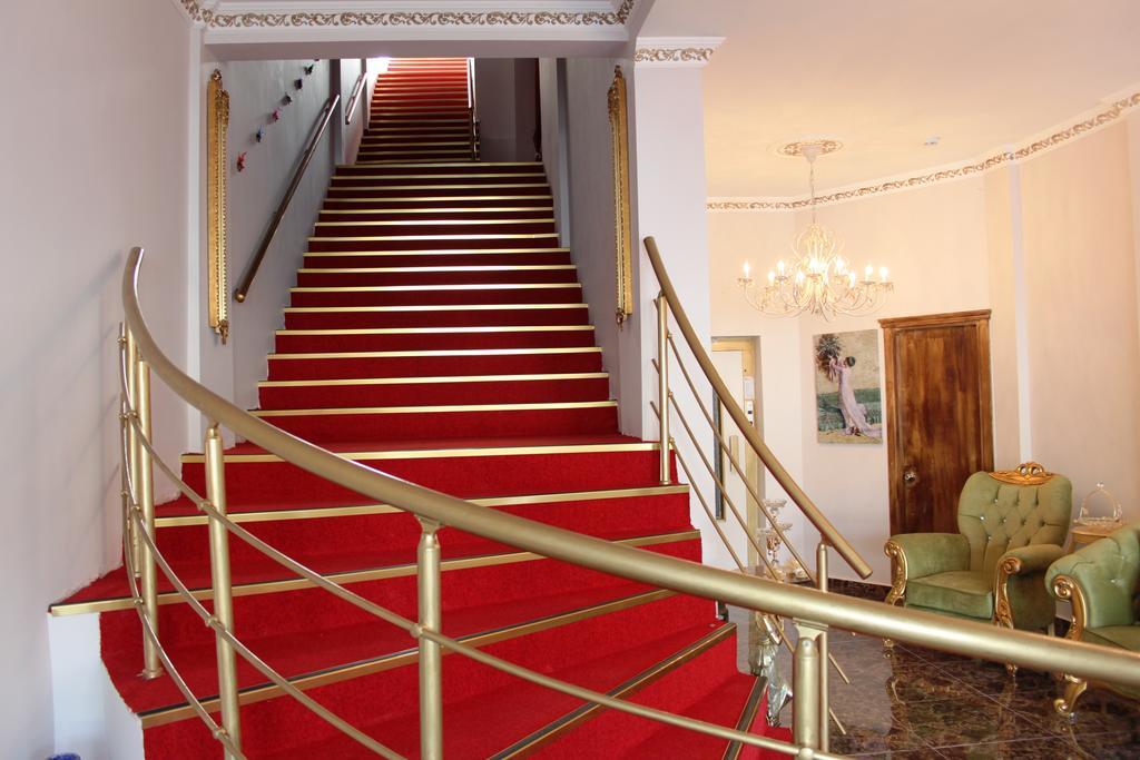 Huri & Nuri Hotel (Adults Only) Фоча Екстериор снимка