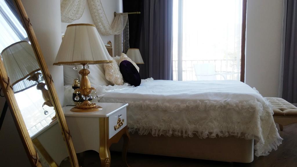 Huri & Nuri Hotel (Adults Only) Фоча Екстериор снимка
