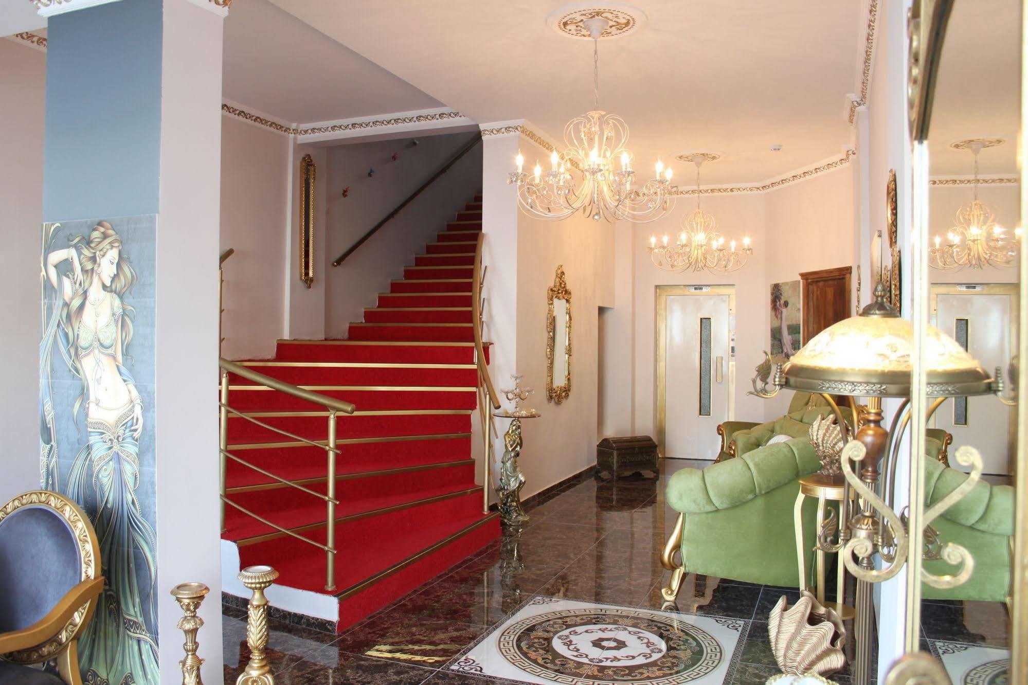 Huri & Nuri Hotel (Adults Only) Фоча Екстериор снимка